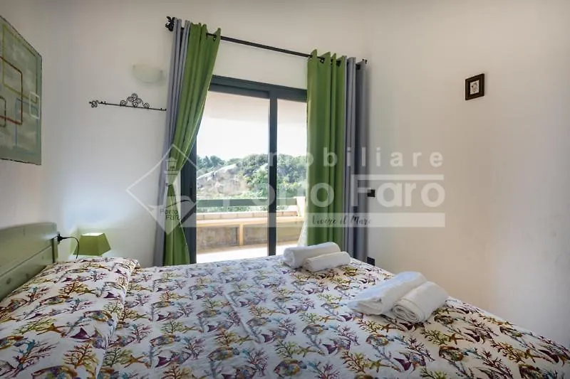 פאלאו 18 Baia Faro - Grazioso Bilocale Mansardato A Baia Del Faro